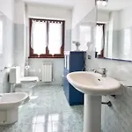 度假居 Stylish & Spacious Townhouse - Walk To & Town 费尔蒂利亚